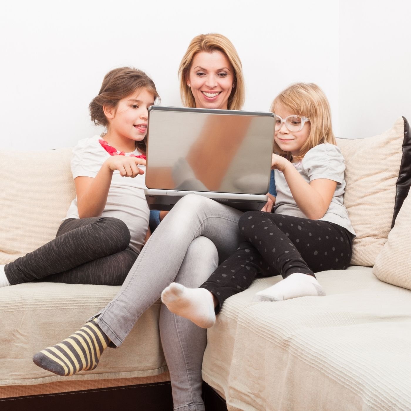 The Ultimate Guide to Doing Business in Brazil: Market Entry & Strategy (2026)